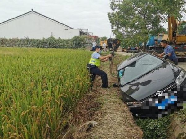 蒙阴县吊车出租公司电话_吊车出租安全常识